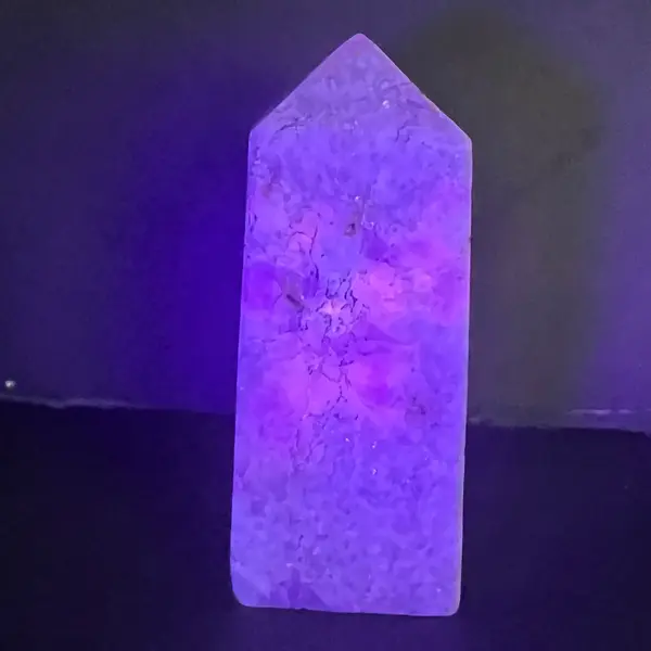 Turn/ obelisc hackmanit Uv reactive m6