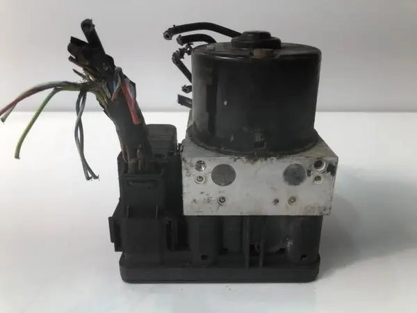 Unitate abs 8m51-2c405-ca Ford Focus 2 (2004-2010) [DA_] 1.6 tdci G8DA