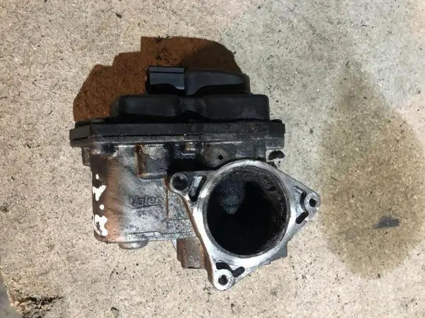 Valva egr 03l131501 Volkswagen Jetta 3 (1992-1998) 2.0 tdi