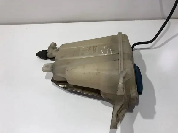 Vas expansiune 8k0121405a Audi A4 (2007-2011) [8K2, B8] 2.7 3.0 tdi