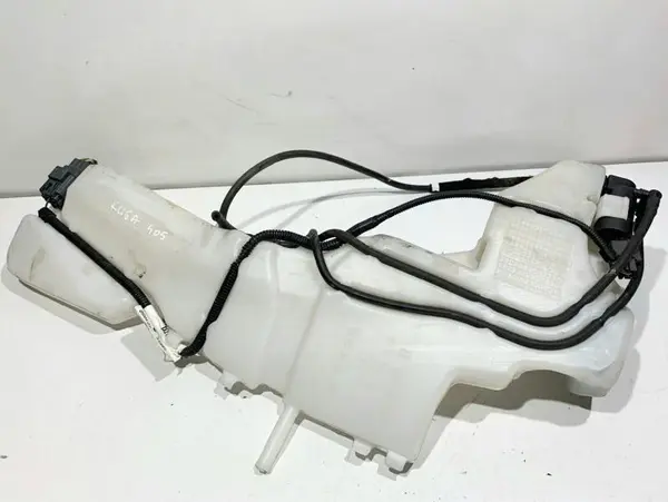 Vas lichid parbriz 3M51-13K163-AE Ford Focus 2 (2004-2010) [DA_] 2.0 tdci G6DG 136 cp