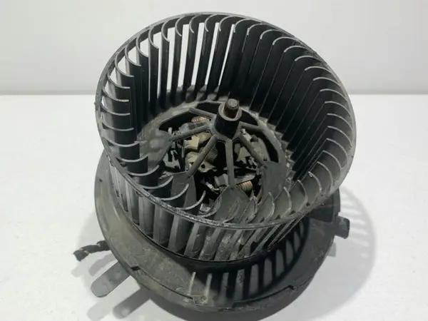 Ventilator habitaclu 1K1819015 Seat Leon 2 (2005-2013)