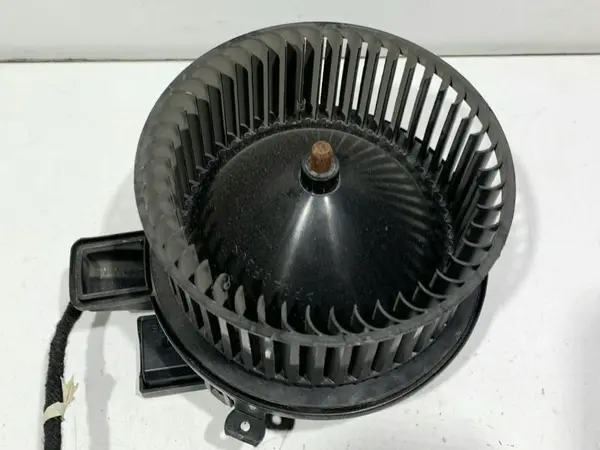 Ventilator habitaclu 4M1820021 Audi A5 (2017-2024) [F5]