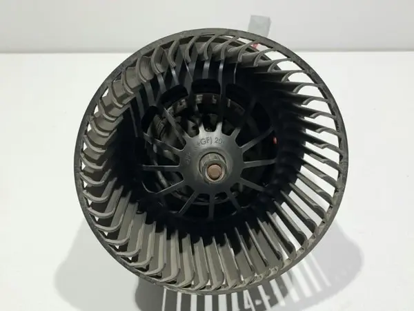 Ventilator habitaclu 6G9T-18456-AA Ford Focus 2 facelift (2008-2010)