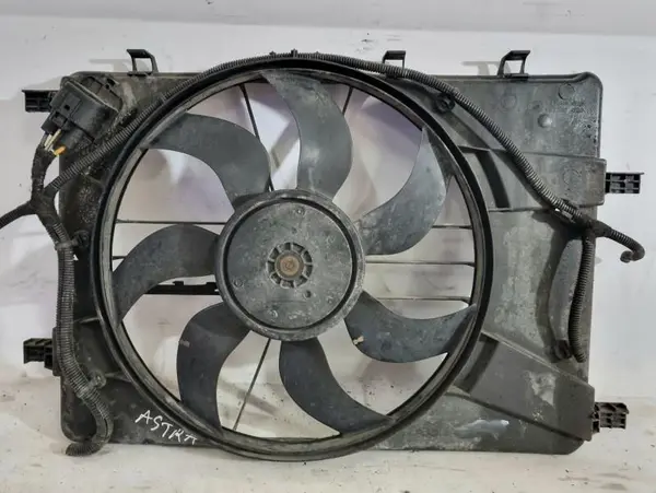Ventilator radiator 0130308451 Opel Astra J (2009-2012) 1.4 benzina A14XER
