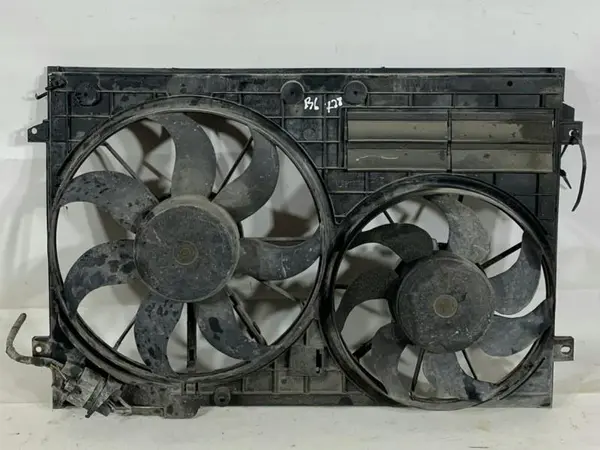 Ventilator radiator 1K0121207AA Volkswagen Golf 5 Plus (2004-2008) 2.0 tfsi BWA