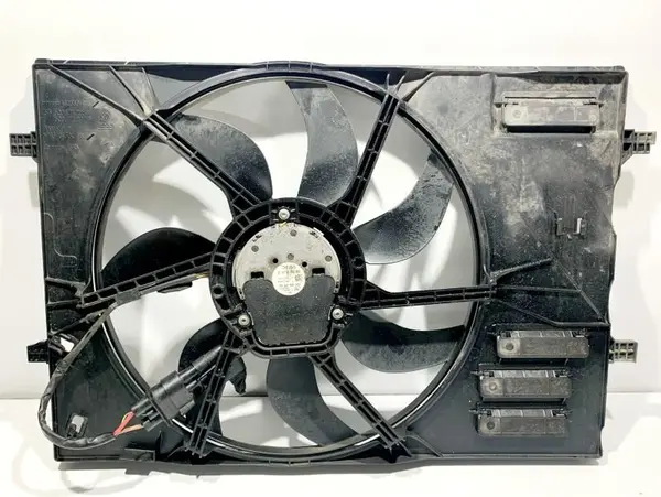 Ventilator radiator 5Q0121205AL Volkswagen Golf 7 (2012-2017) 1.6 tdi DDYA
