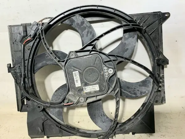Ventilator radiator 7588974 BMW Seria 3 (2005-2012) [E91] 2.0d n47d20c; 2.0d N47D20C 184 cp