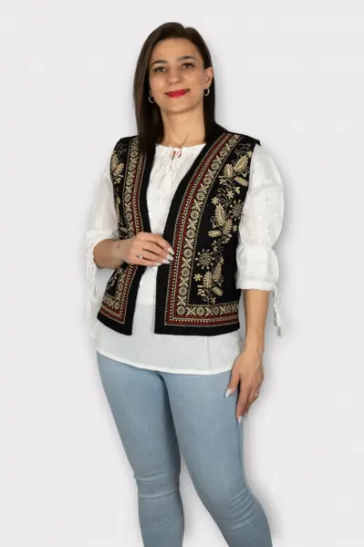 Vesta brodata cu model traditional Alina 20
