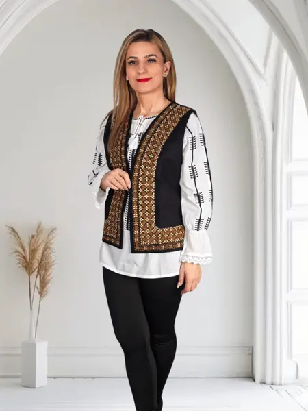 Vesta brodata traditional Luana 3
