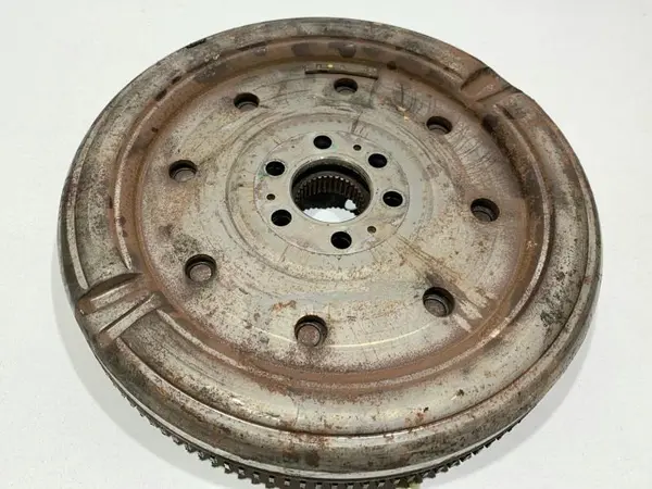 Volanta masa dubla 03L105266AE Volkswagen Golf 6 (2008-2013) 2.0 tdi CBAB