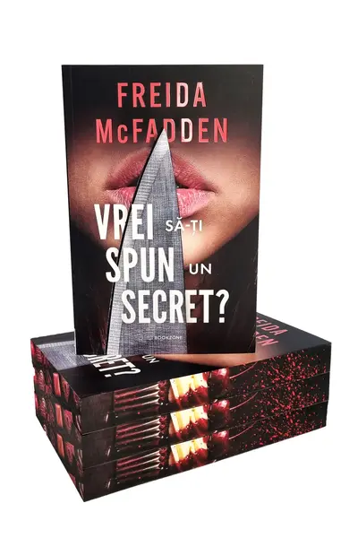 Vrei sa-ti spun un secret? - PRINTED EDGES