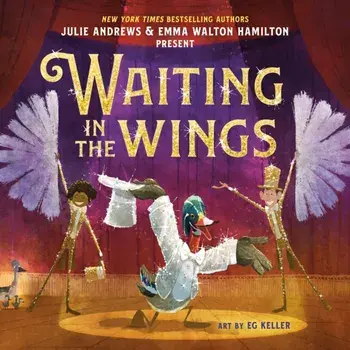 Waiting in the Wings, Hardback/Julie Andrews
