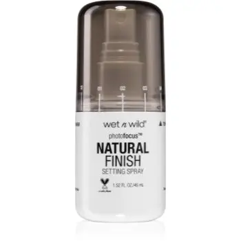 Wet n Wild PhotoFocus fixator make-up