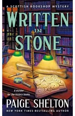 Written in Stone: A Scottish Bookshop Mystery - Paige Shelton