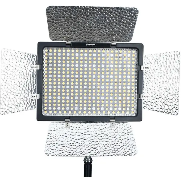 Yongnuo Lampa foto-video Yongnuo YN300 IV 5600K + RGB