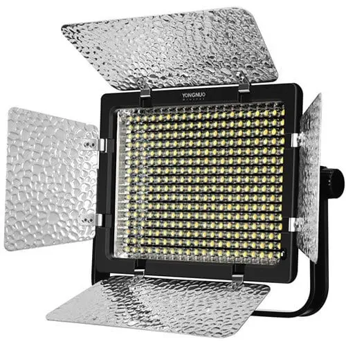 Yongnuo Lampa LED 20W Yongnuo YN320 LED On-Camera Light 5500K